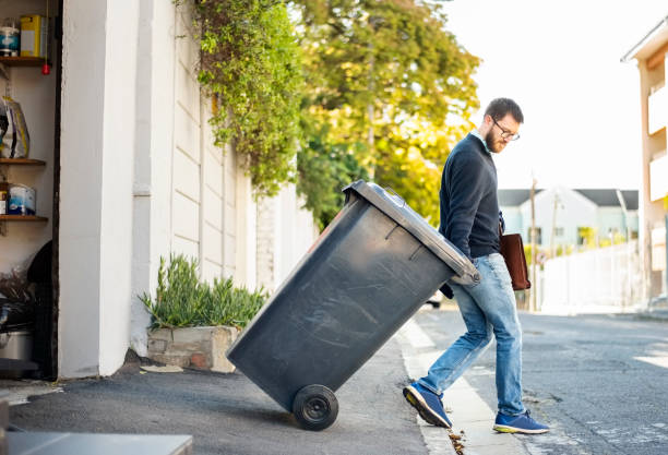 Best Attic Cleanout Services  in Chariton, IA
