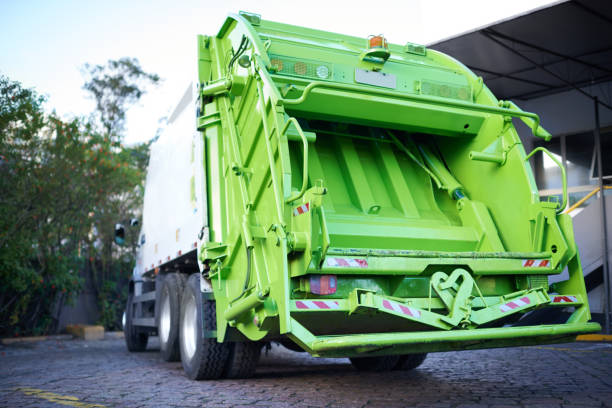 Best Attic Cleanout Services  in Chariton, IA